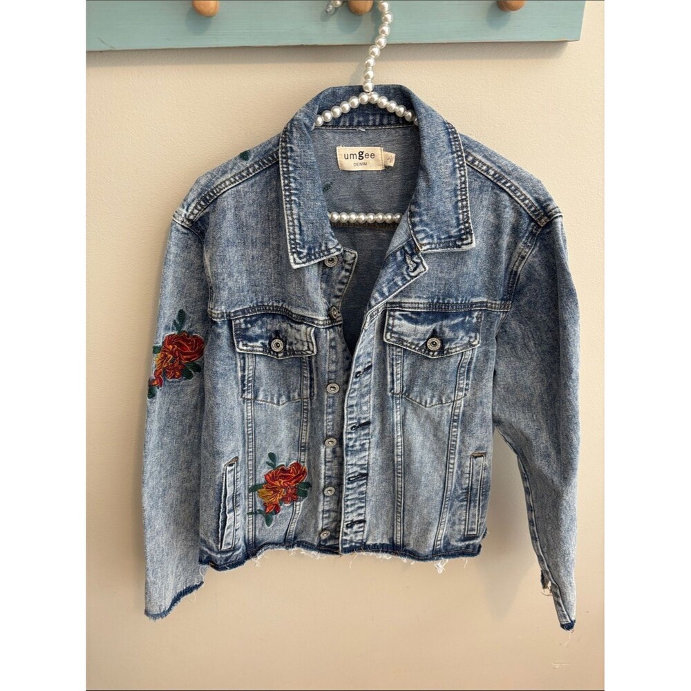 Umgee Distressed Light Blue Denim Jacket with Floral Embroidery Size large